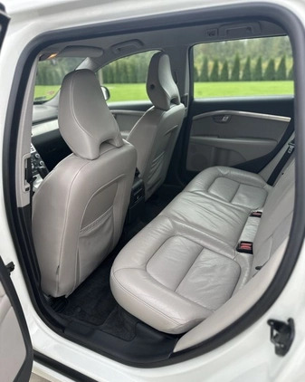 Volvo V70 cena 20000 przebieg: 357000, rok produkcji 2008 z Łódź małe 137